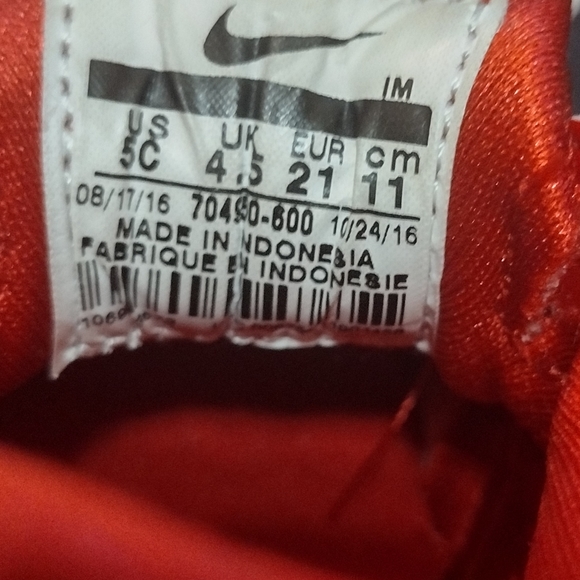 Toddler Shoes Red Nike Huarache Run size 5 - Picture 11 of 14